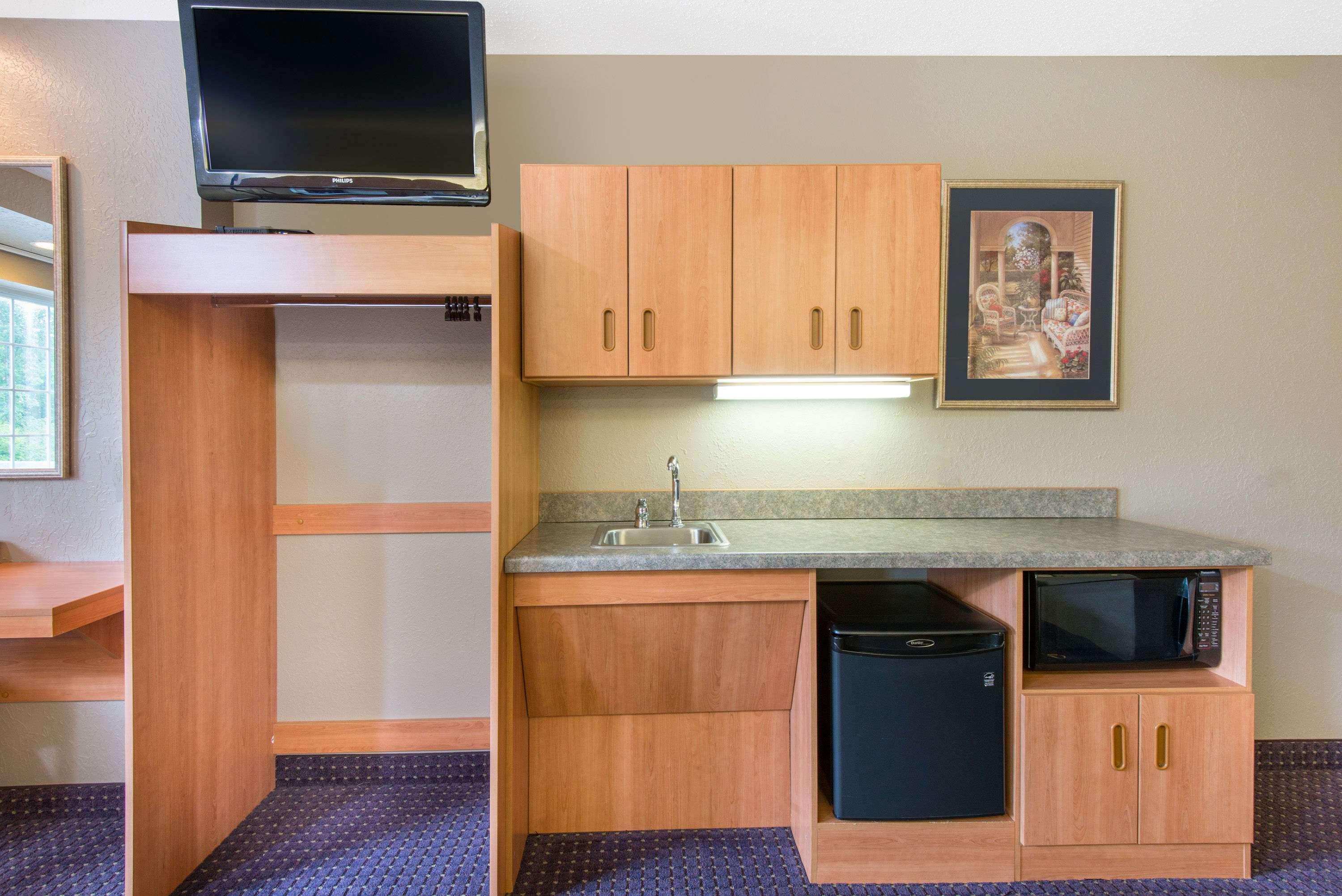 Microtel Inn & Suites By Wyndham Hazelton/Bruceton Mills Dış mekan fotoğraf