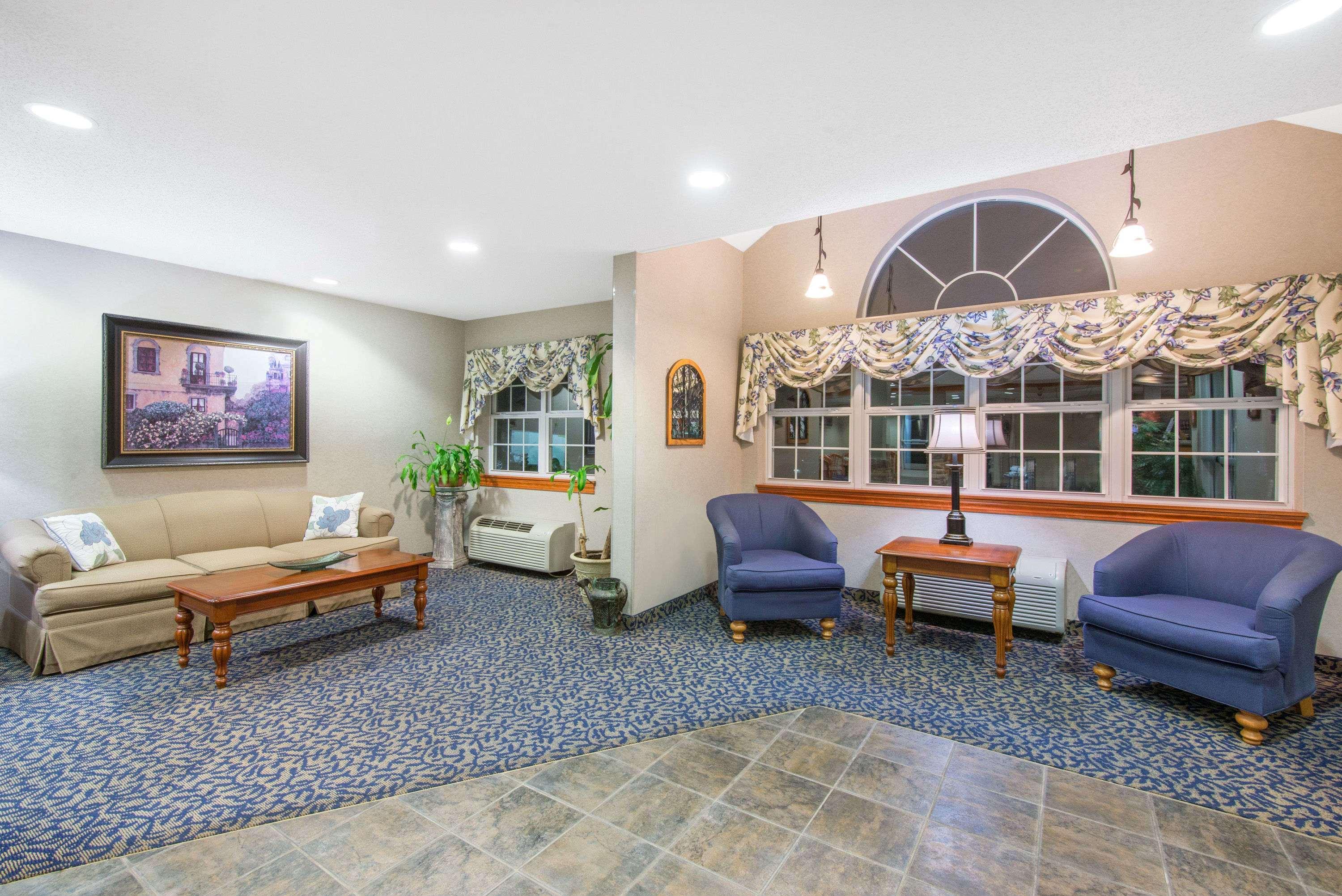 Microtel Inn & Suites By Wyndham Hazelton/Bruceton Mills Dış mekan fotoğraf